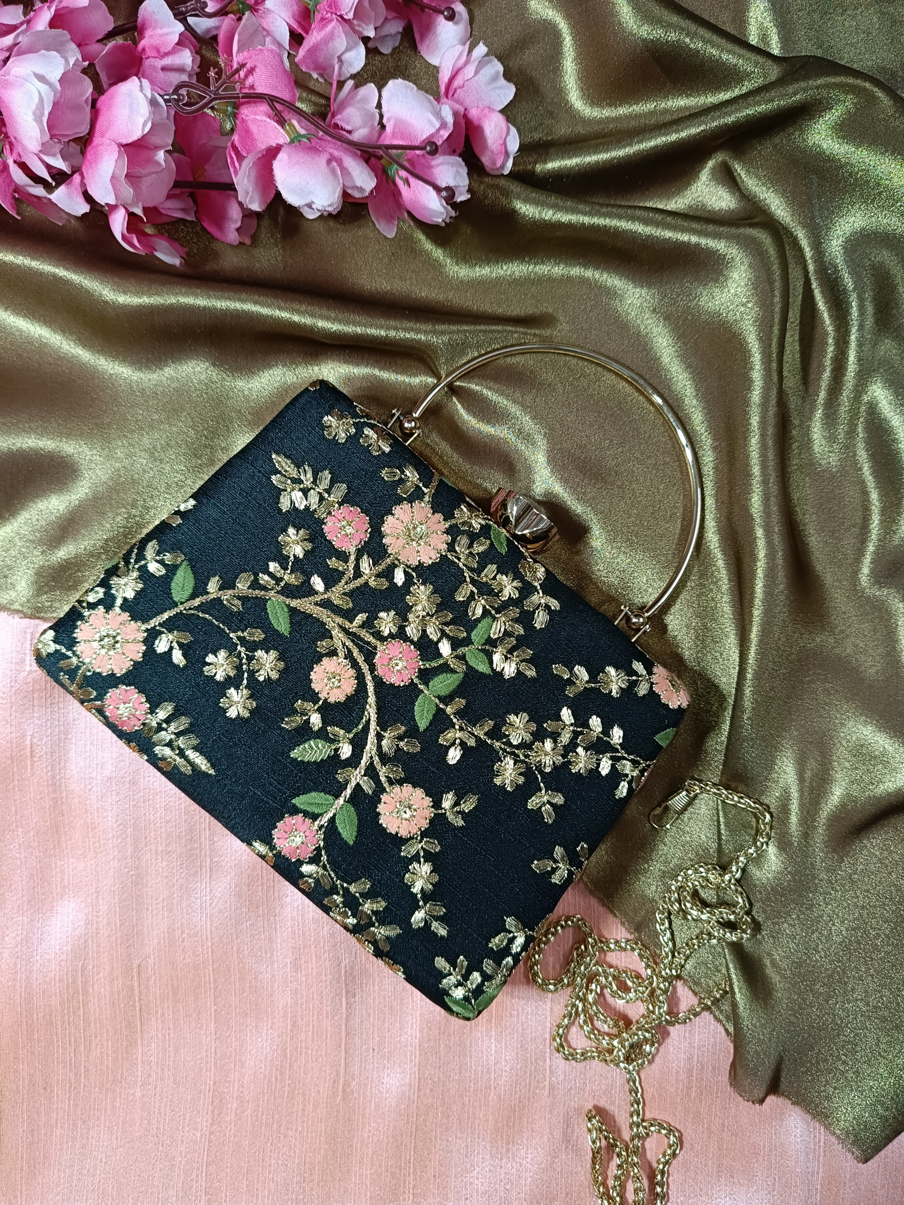 Floral Handheld Clutch - Black