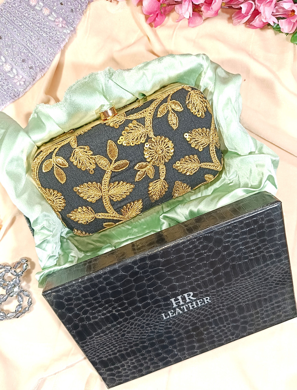 Thumbnail: Raw Silk Embroidered Clutch Bag (Black)