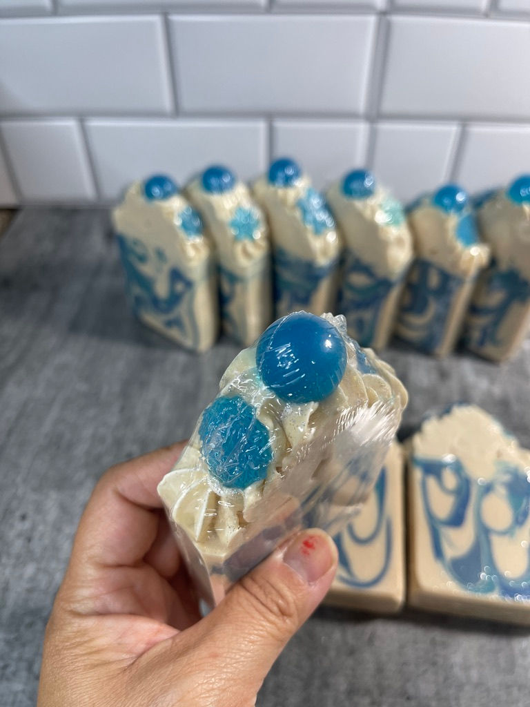 Thumbnail: Frosted Juniper cold process soap