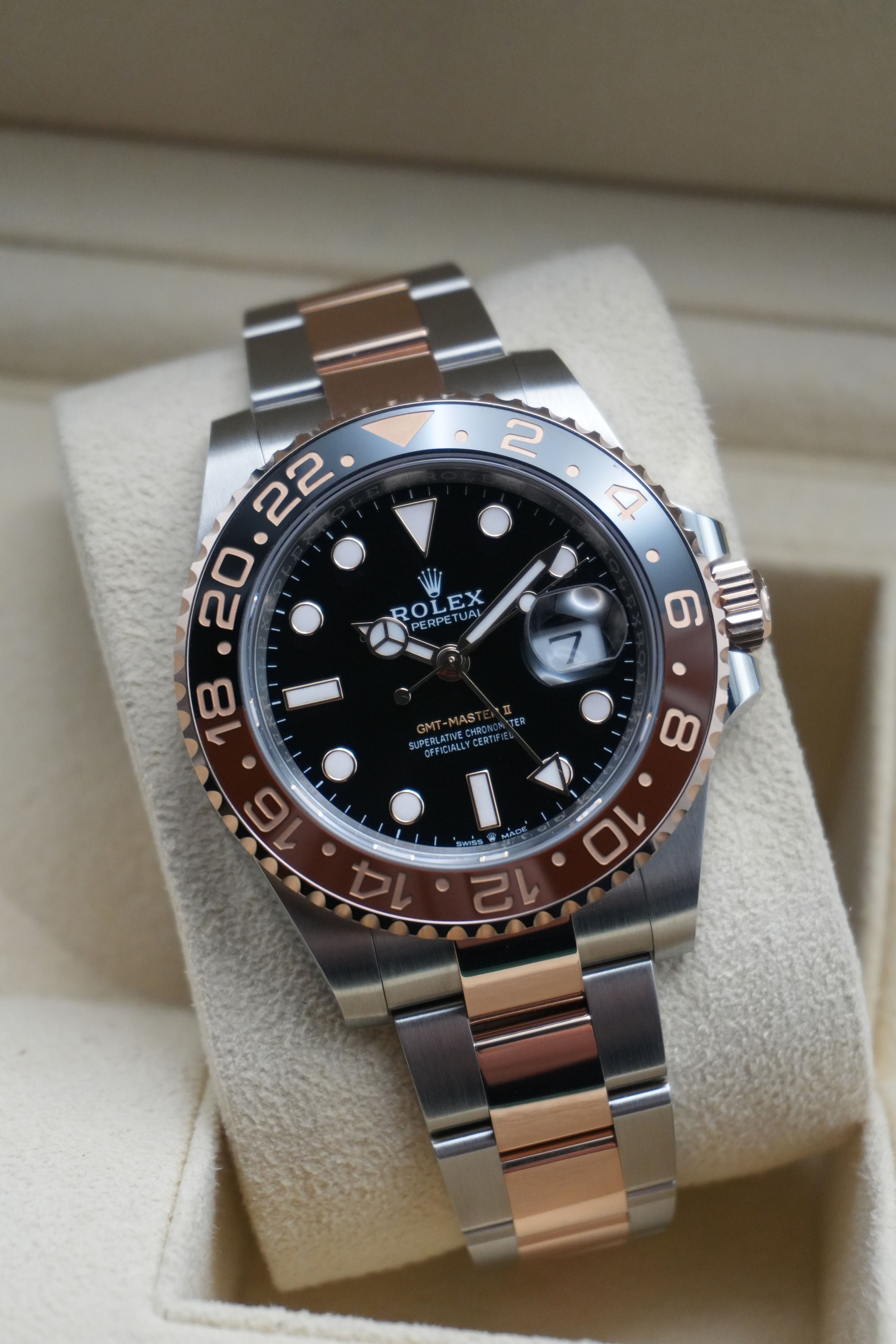 ROLEX GMT-Master II 40mm Oystersteel & Everose Gold ‘Rootbeer’ - 126711CHNR