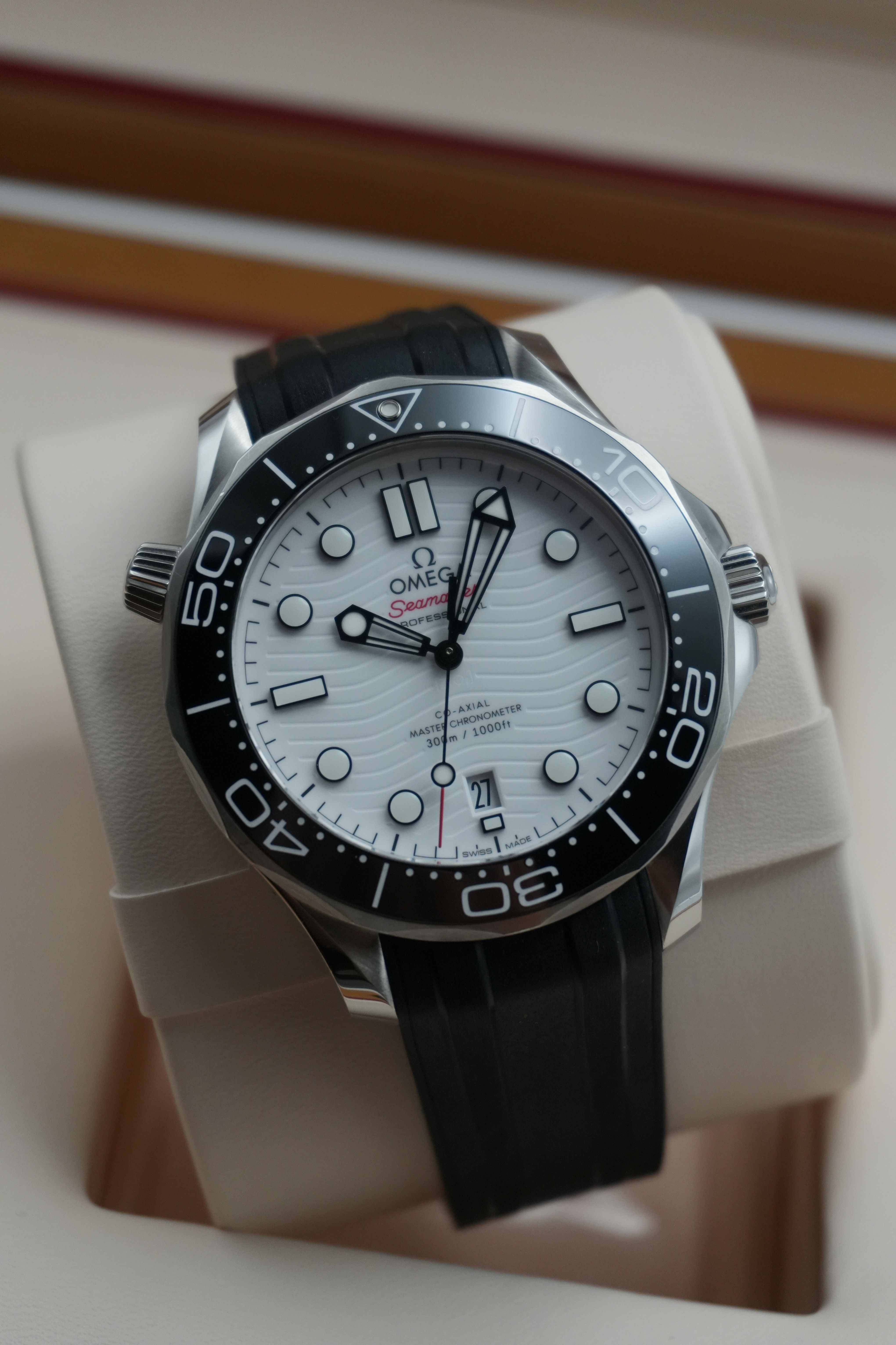 OMEGA Seamaster Diver 300m 42mm - 210.32.42.20.04.001
