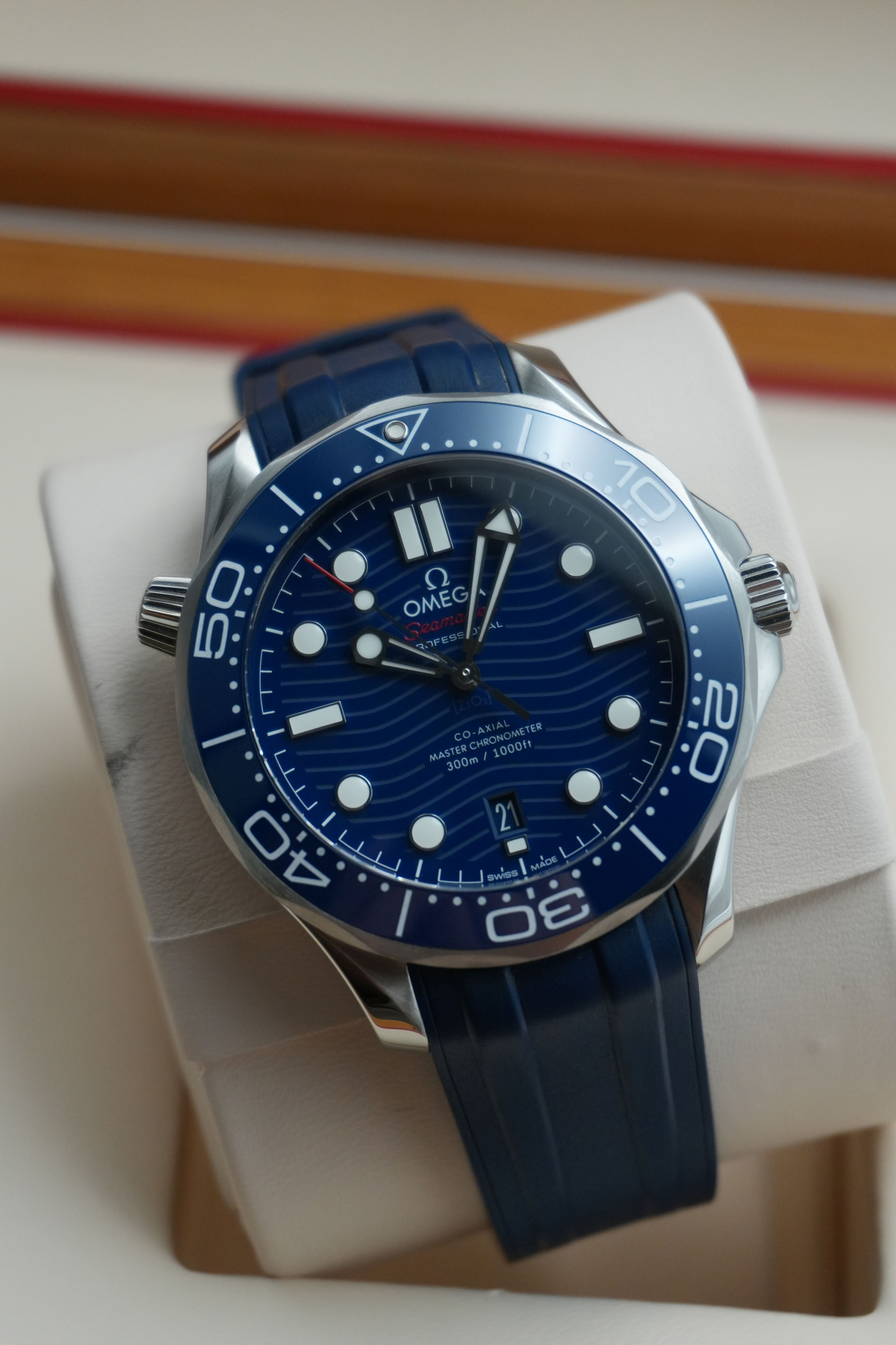 OMEGA Seamaster Diver 300m 42mm - 210.32.42.20.03.001