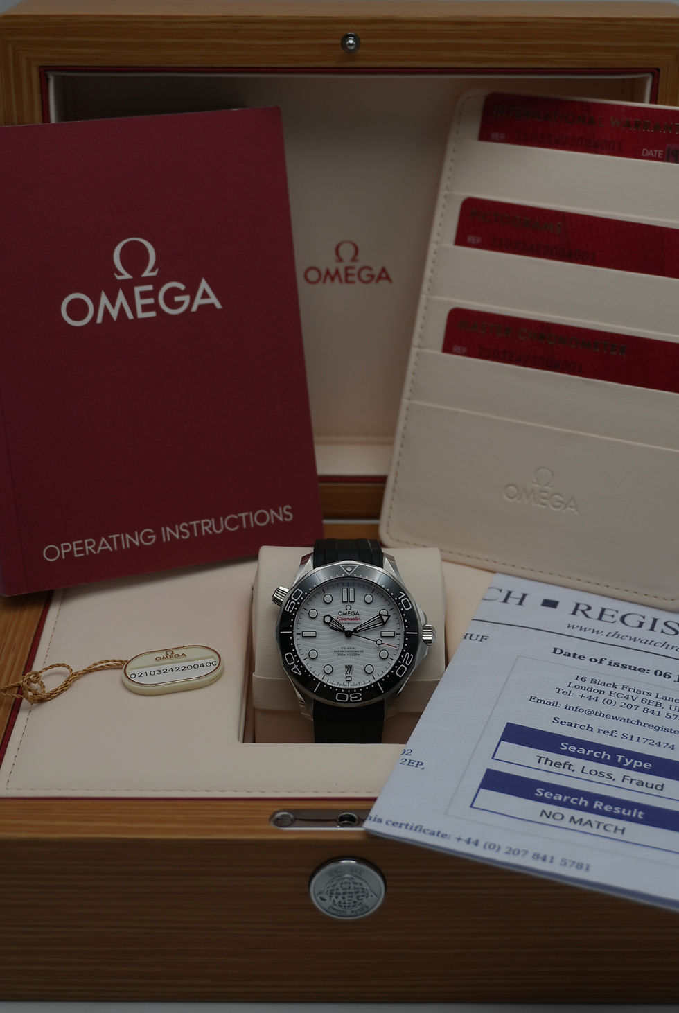 Thumbnail: OMEGA Seamaster Diver 300m 42mm - 210.32.42.20.04.001