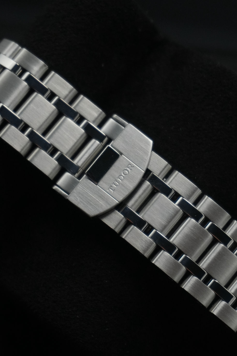 Thumbnail: TUDOR Royal Day-Date 41mm Diamond ‘Salmon  Dial’ - 28600