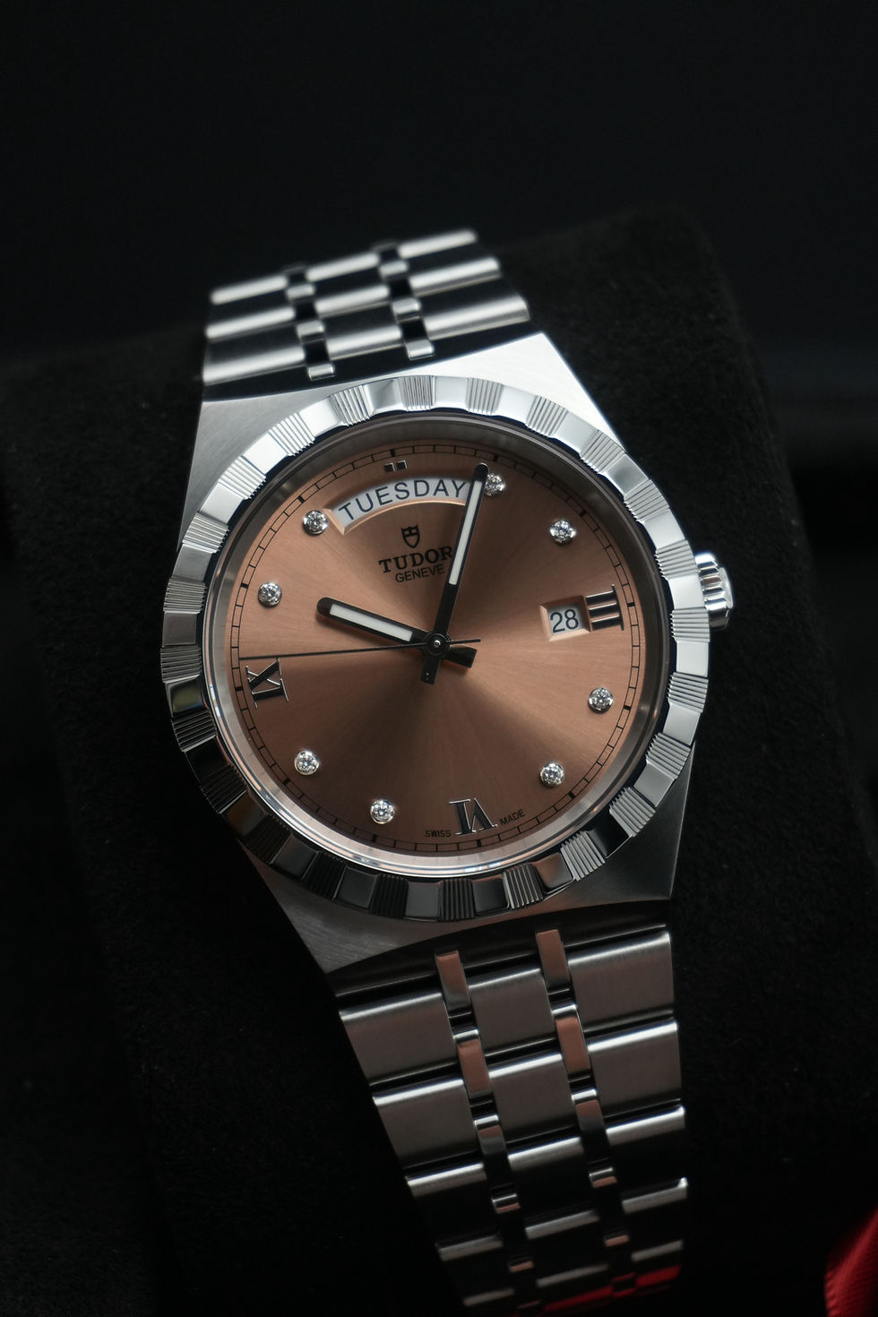 Thumbnail: TUDOR Royal Day-Date 41mm Diamond ‘Salmon  Dial’ - 28600