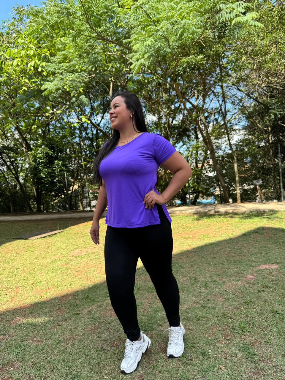 Miniatura: Camiseta Abertura Lateral de DryFit Poliamida Especial