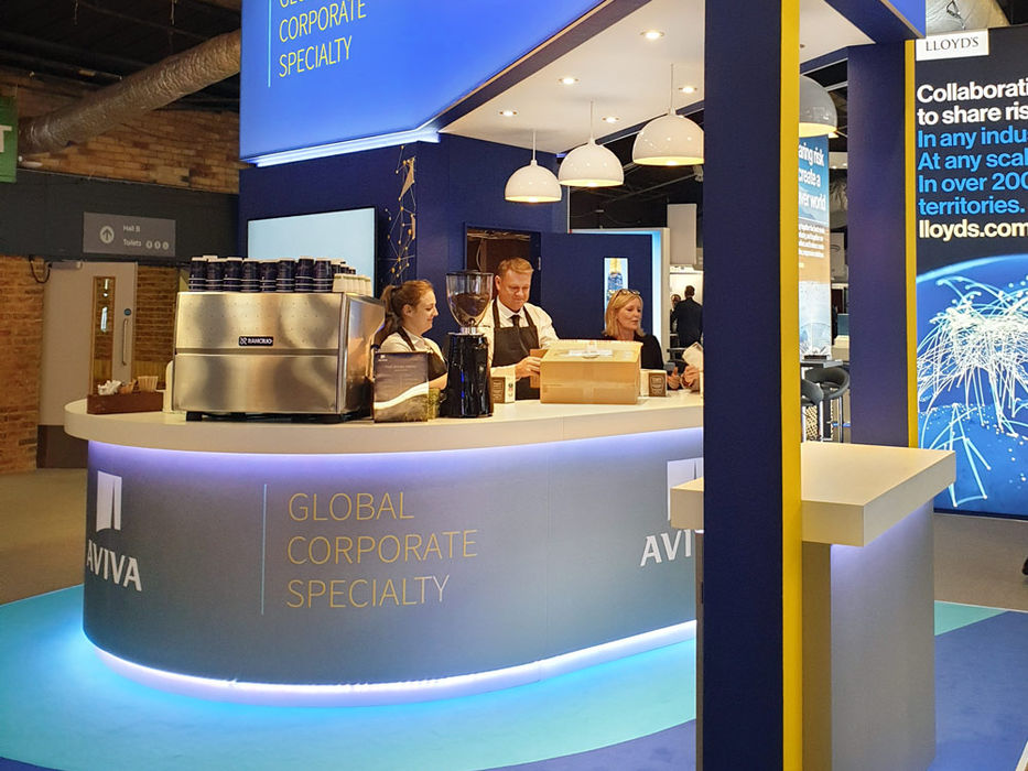 Aviva_AIRMIC_2019_exhibition_stand_bar.jpg