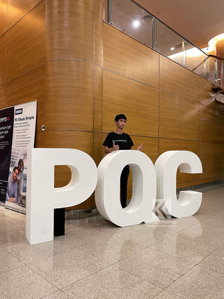 BackdropKL_event letter kl_3d letter blocks kl_logo and letter standees kl_cnc letter cutting kl_lightbulb marquee letter kl_polyform 3d lettter block kl