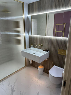 Single storey extension with an en-suite bedroom and landscaped garden, photo 15