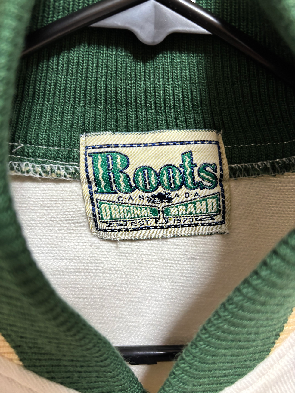 サムネイル： Roots　ルーツ　スタジアムジャンバー