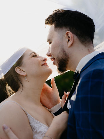 Photography of a bride and groom on their wedding day