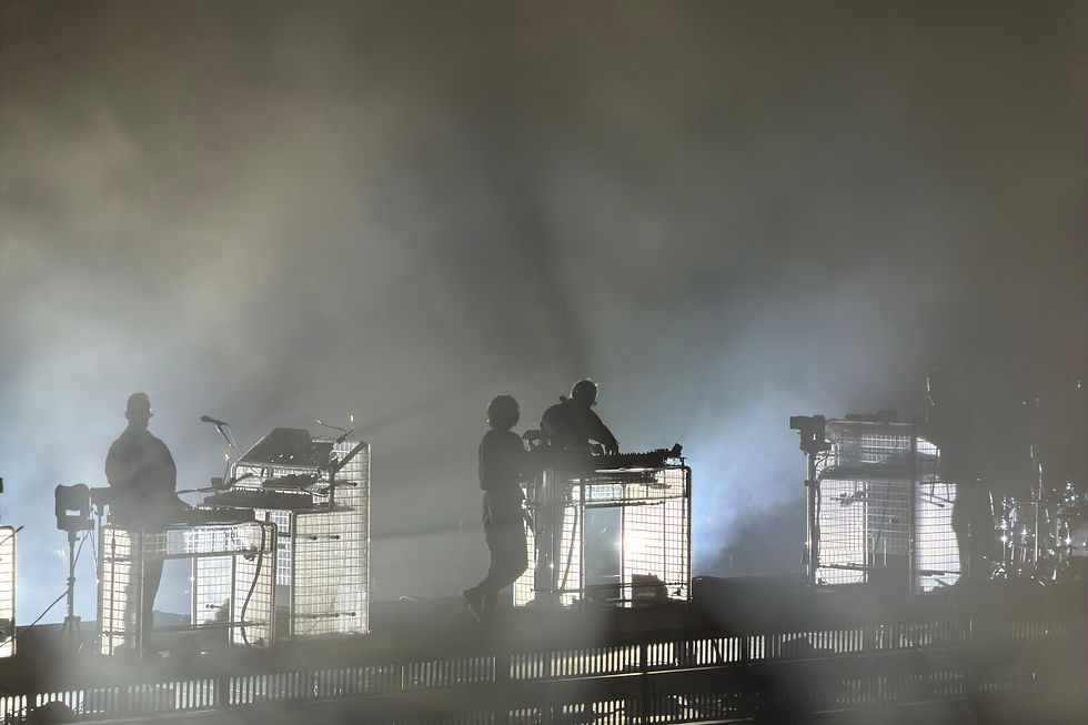 Rüfüs Du Sol Ignite Düsseldorf with a Cinematic Opening Night to Their Biggest European Tour