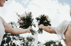 Bouquets deux mariées