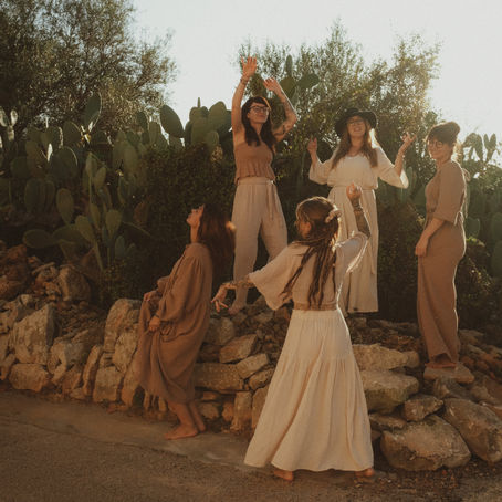 Woman in Love for an afternoon 