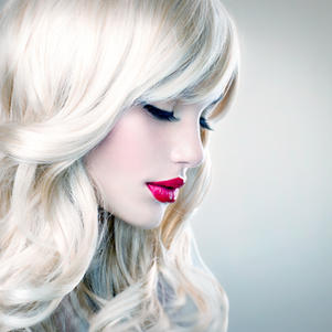 BLONDING COLOUR SERVICES
