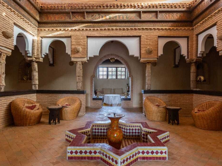 A magnificent fountain courtyard at one of the best riad hotels in Taroudant