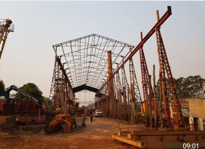 Miniatura: BARRACÃO | 80 T | C/ PONTE | C/ TELHAS | 14M ALT/16M LARG 100M CUMP | R$ 5,70 KG