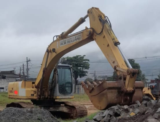 Miniatura: ESCAVADEIRA | ANO 2007 PERFEITO ESTADO | NEW HOLLAND | RJ | 245 MIL