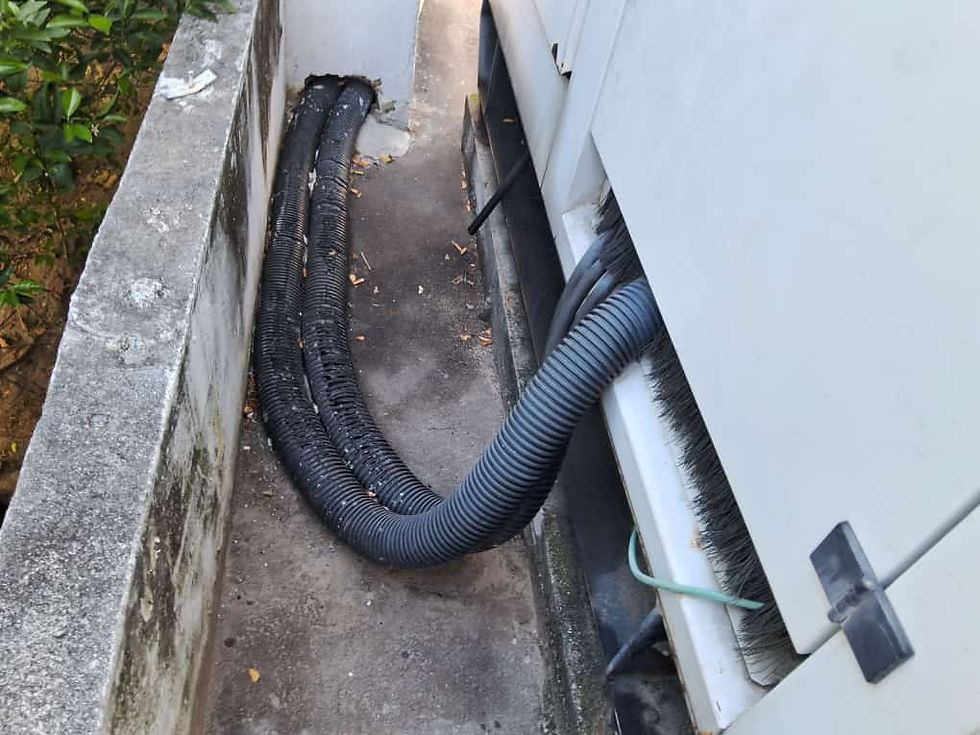 Miniatura: GRUPO GERADOR CABINADO E SILENCIADO,POTÊNCIA DE 105 KWA. ANO 2012.