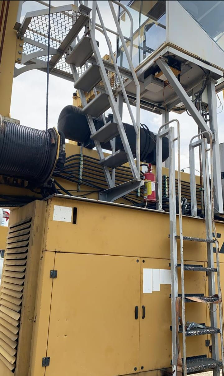 Miniatura: PÓRTICO | INTERIOR DE SP |  2 MILHÕES DE REAIS