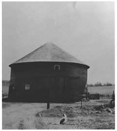 Round barn at Hobbs farm