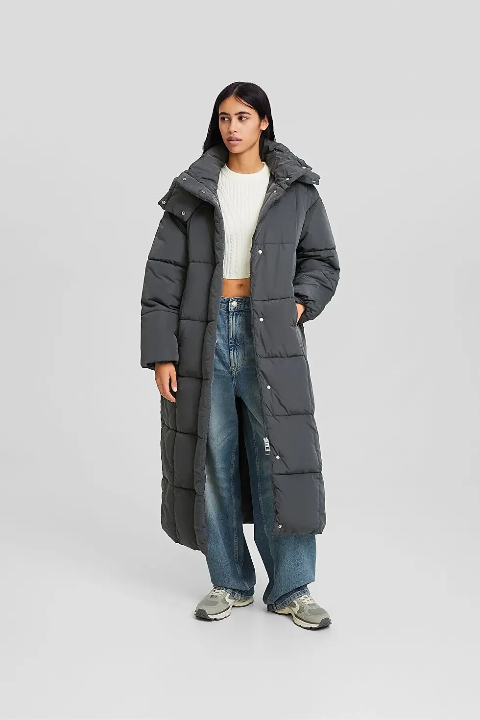 Thumbnail: Bershka Kapüşonlu şişme mont