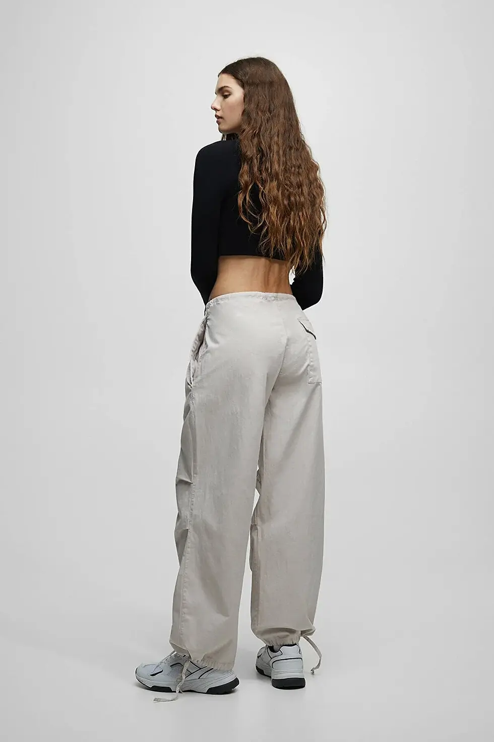 Thumbnail: Pull & Bear Kadın Paraşüt pantolon