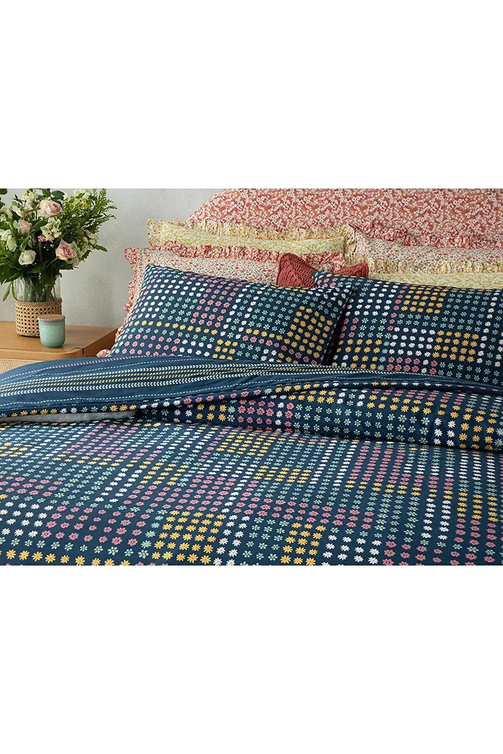 Thumbnail: English Home Daisy Patchwork Pamuklu Çift Kişilik Nevresim Setı 200x220 Cm Laciv