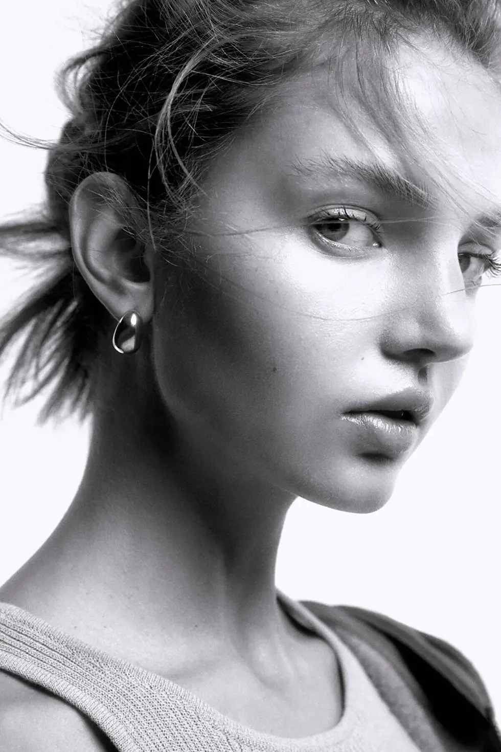 Thumbnail: Pull & Bear 2'li metalik halka küpe seti