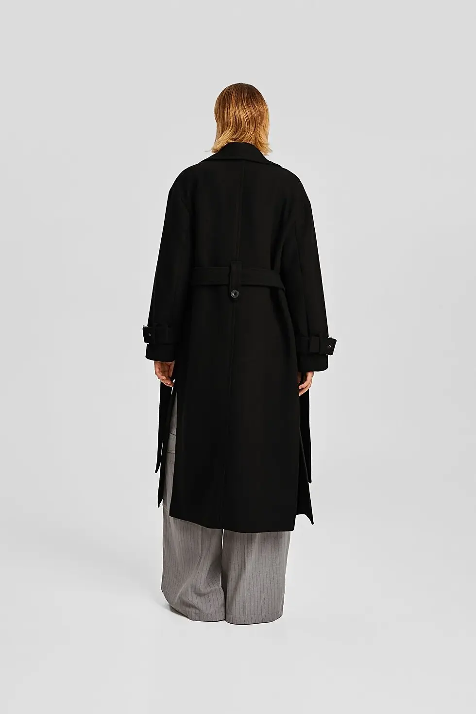 Thumbnail: Bershka Cepli Yün Görünümlü Kaban