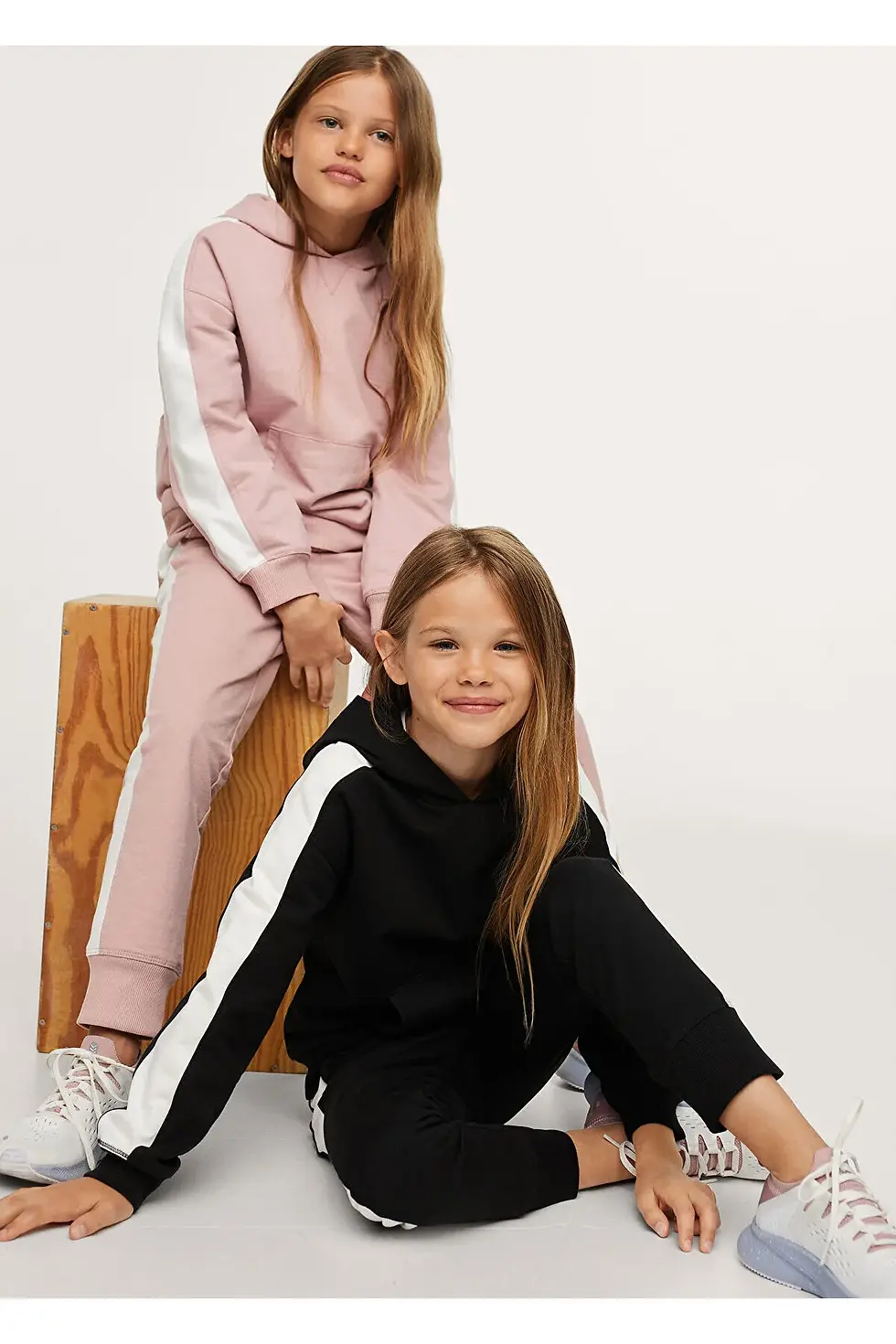 Thumbnail: MANGO Kids Kız Çocuk Siyah Pantolon