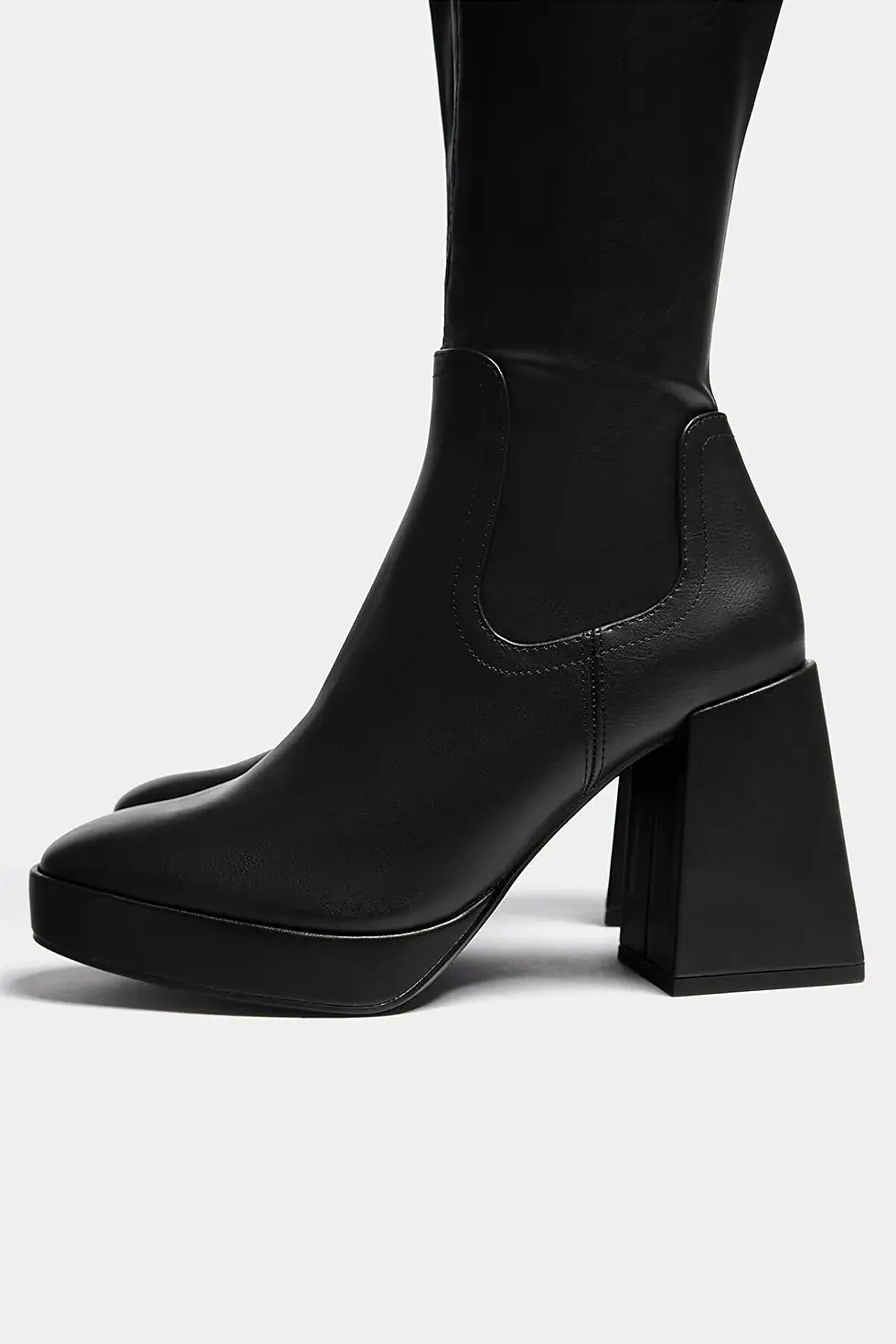 Thumbnail: Pull & Bear Topuklu streç uzun çizme