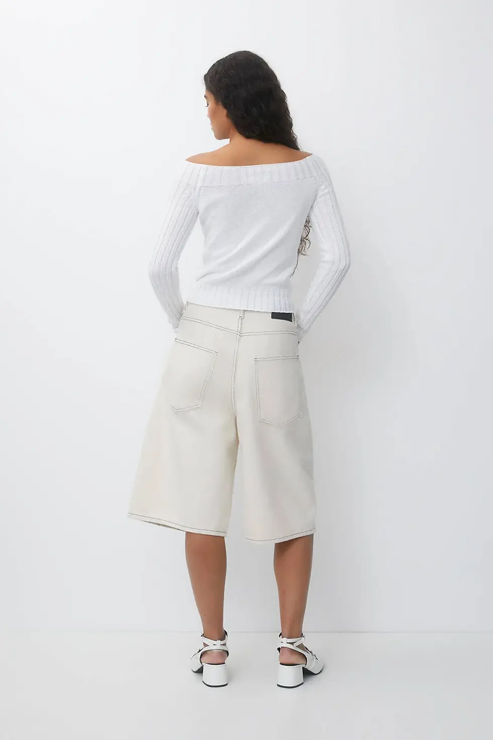 Thumbnail: Pull & Bear Fitilli geniş yaka kazak