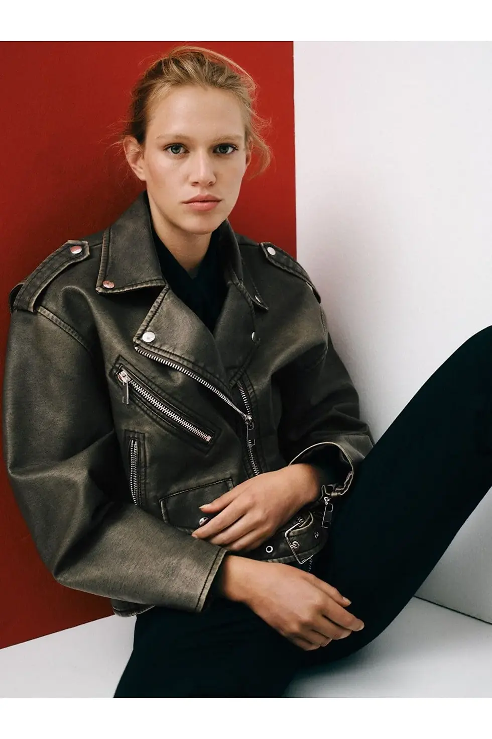 Thumbnail: Mango Oversize, Eskitilmiş Biker Ceketi