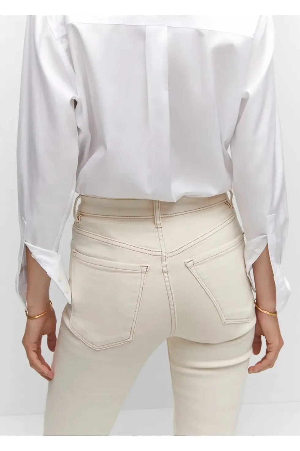 Миниатюра: Mango İspanyol paçalı kısa jean pantolon