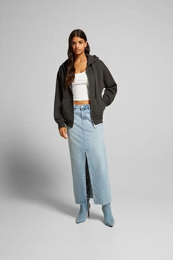 Thumbnail: Bershka Fermuarlı oversize kapüşonlu sweatshirt