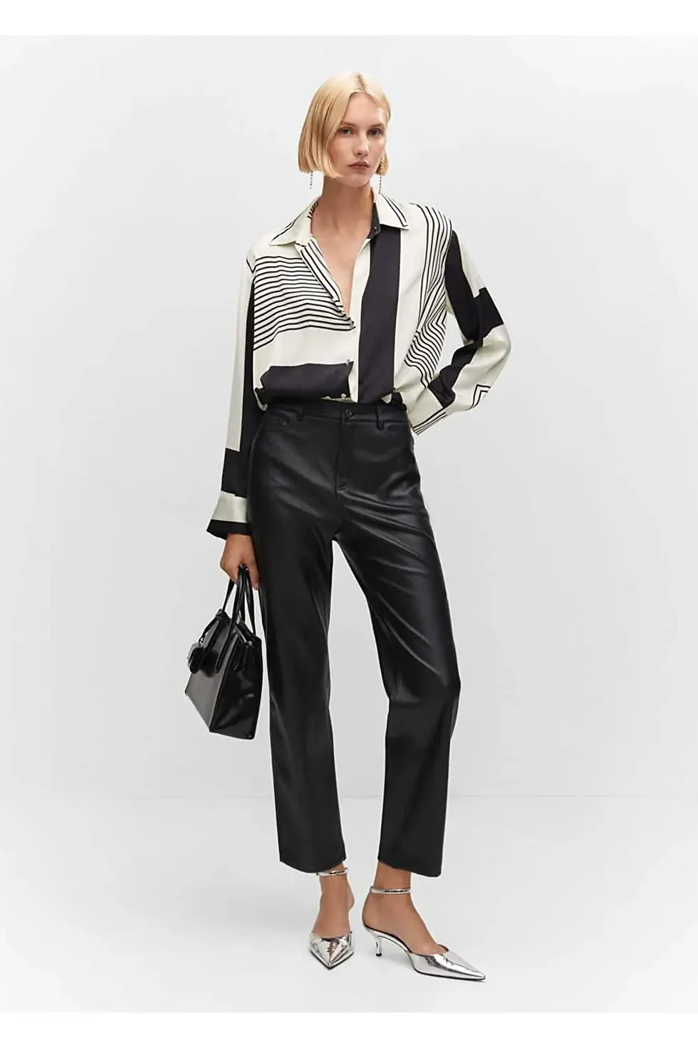 Миниатюра: Mango  Deri görünümlü düz kesim pantolon