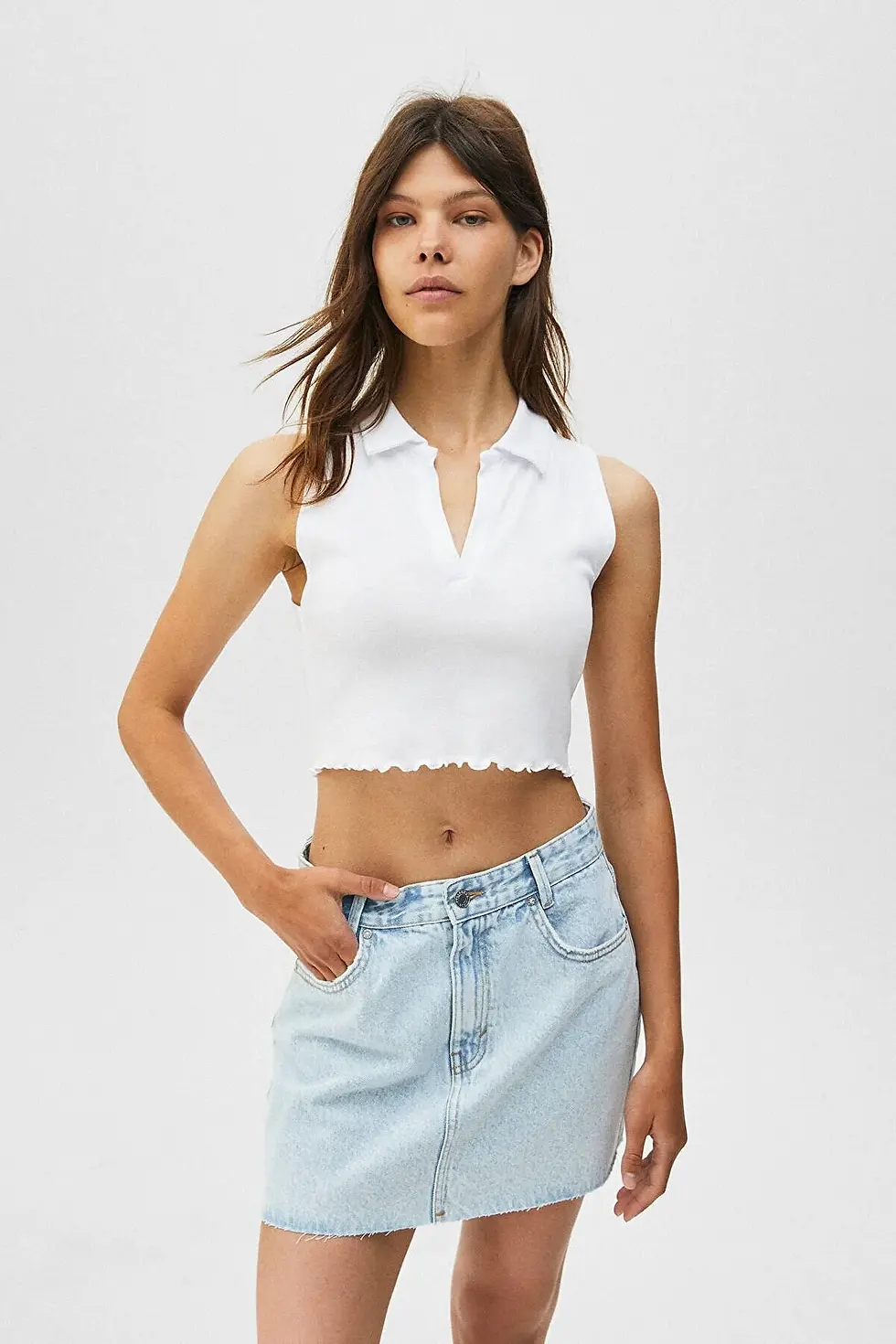 Thumbnail: Pull & Bear Jean Mini Etek