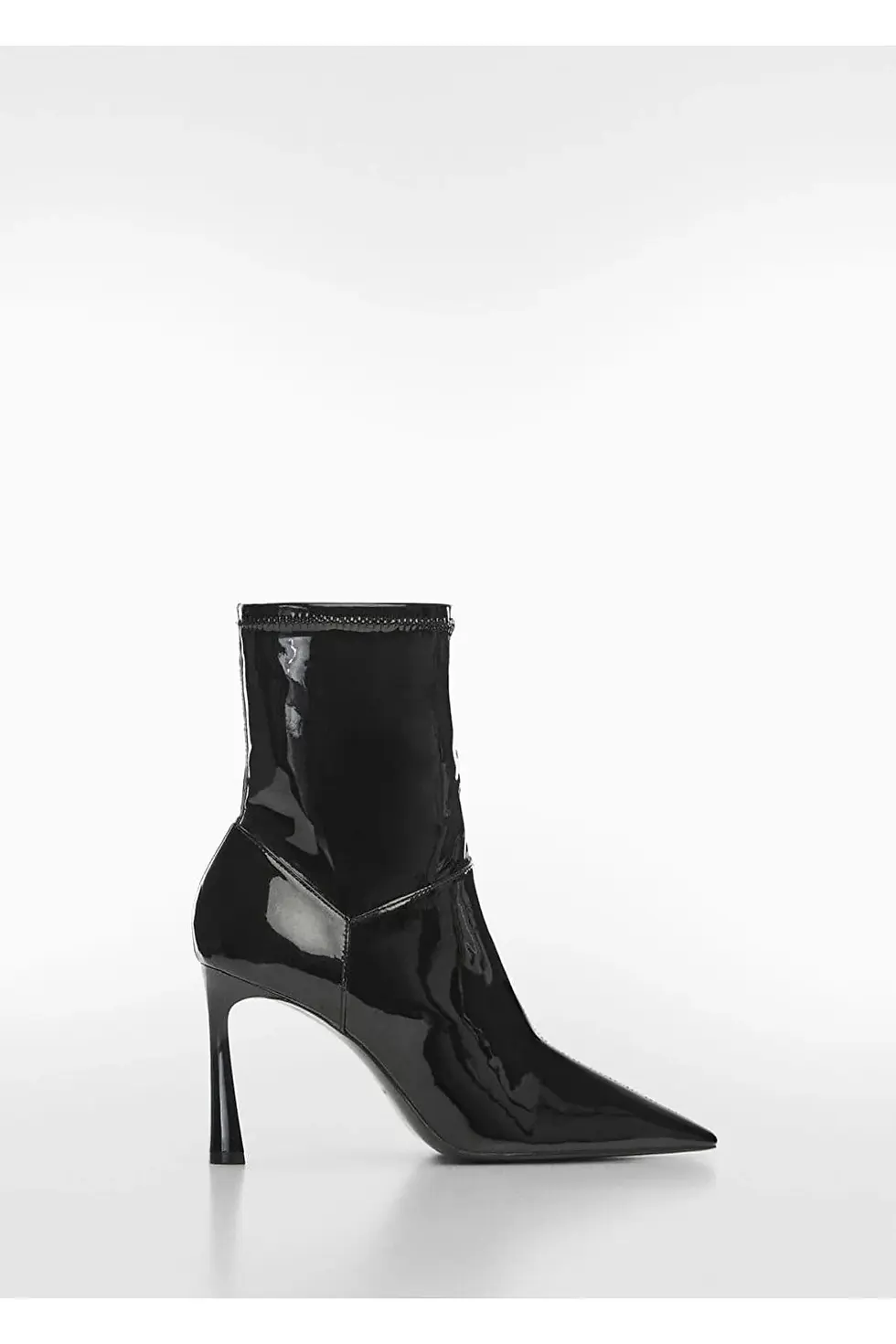 Thumbnail: MANGO Rugan Görünümlü Topuklu Bilekte Bot