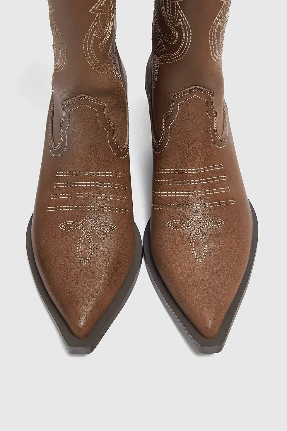 Thumbnail: Pull & Bear Kadın İşlemeli kovboy çizmesi