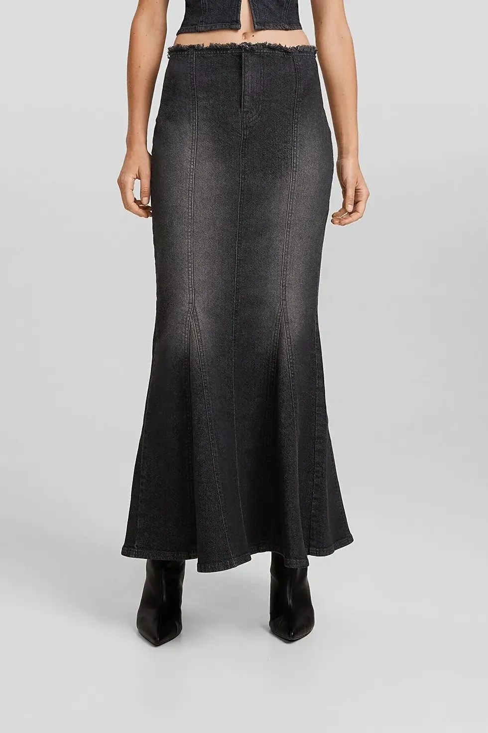 Thumbnail: Bershka Midi Jean etek