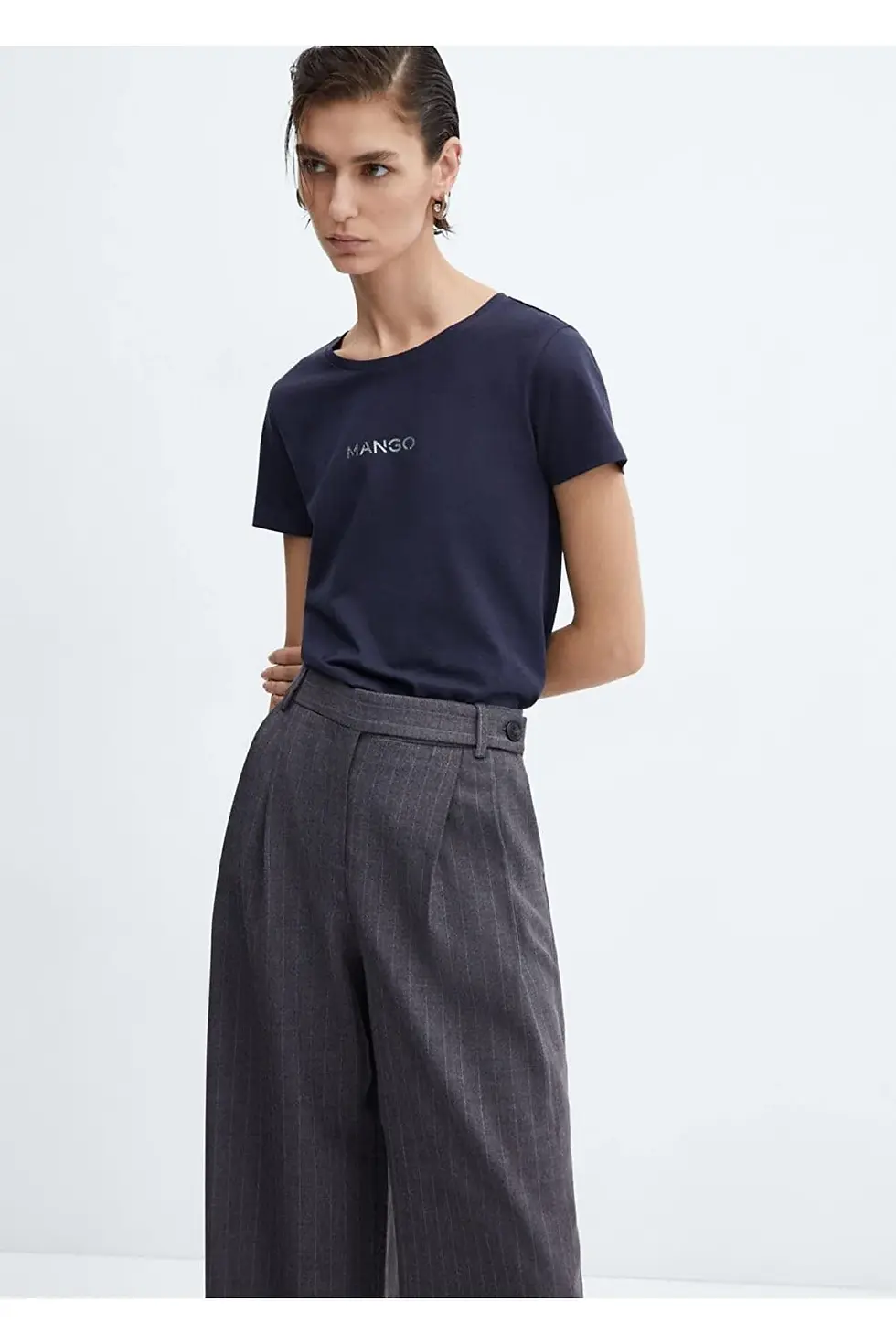 Thumbnail: MANGO Pamuklu logolu tişört