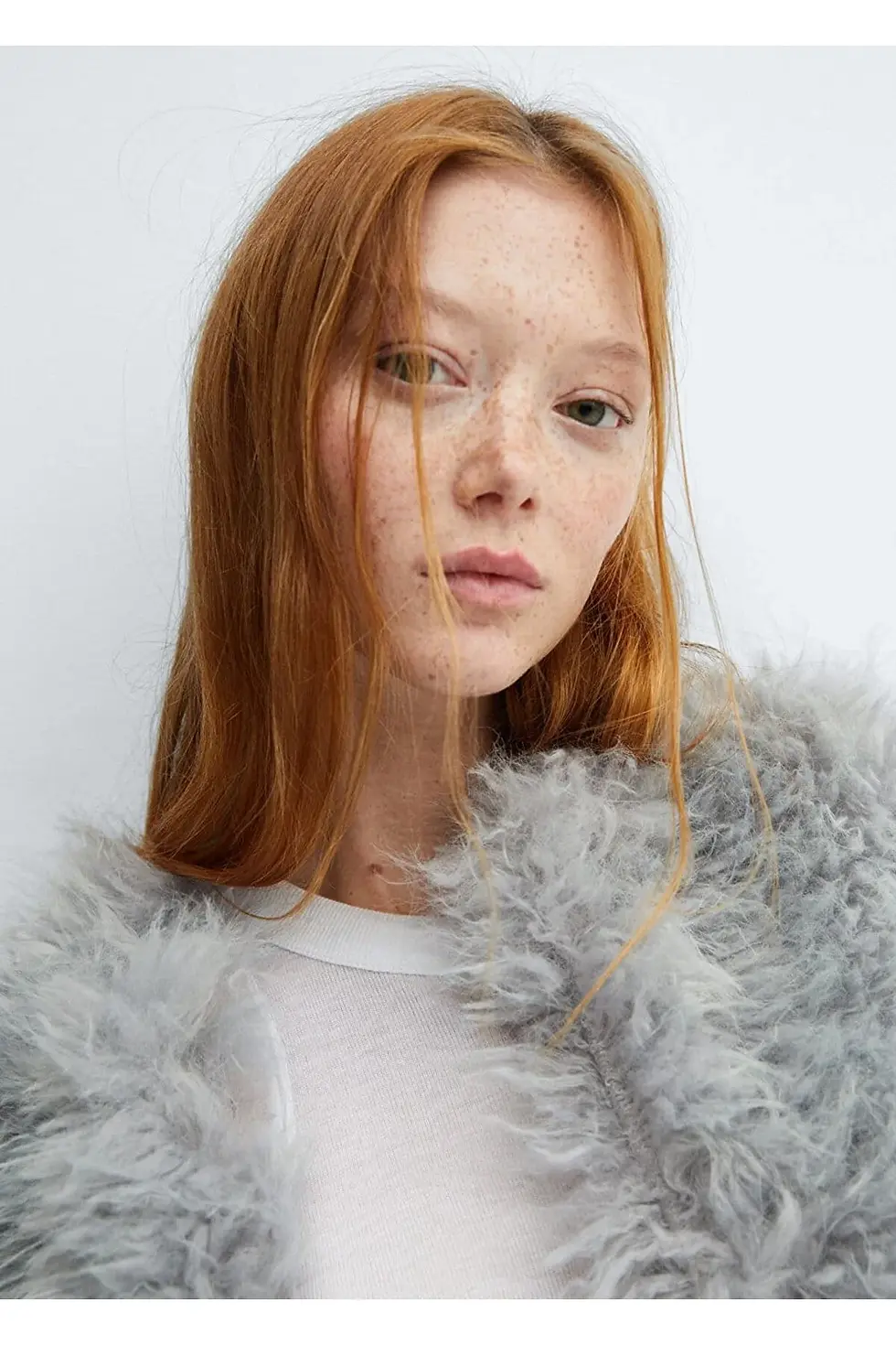 Thumbnail: Mango Tüylü kısa ceket