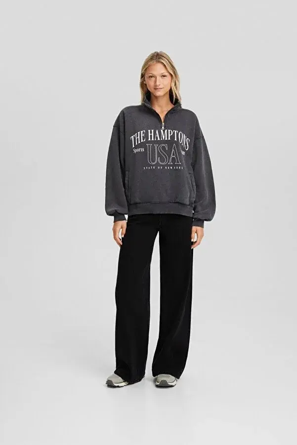 Thumbnail: Bershka Baskılı fermuarlı sweatshirt