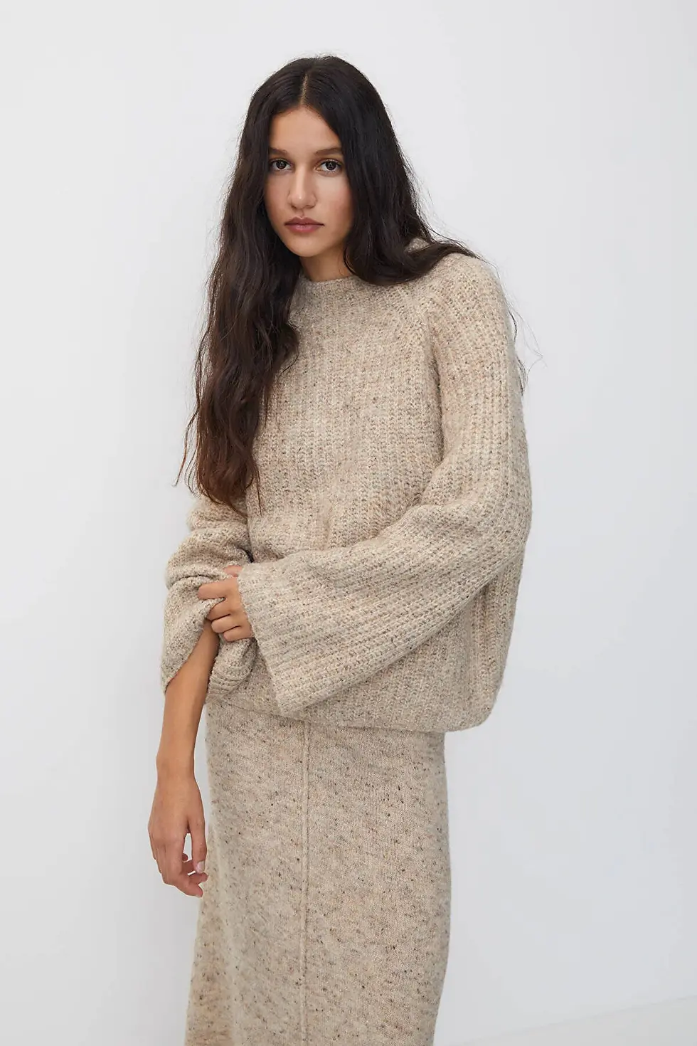 Thumbnail: Pull & Bear Dik yaka nep dokulu triko kazak