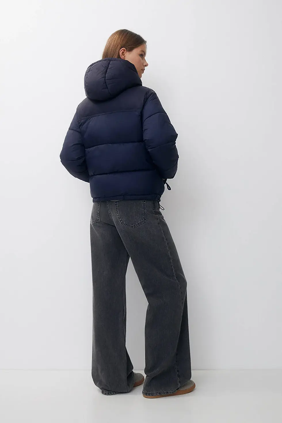 Thumbnail: Pull & Bear Blok renkli kapüşonlu şişme mont