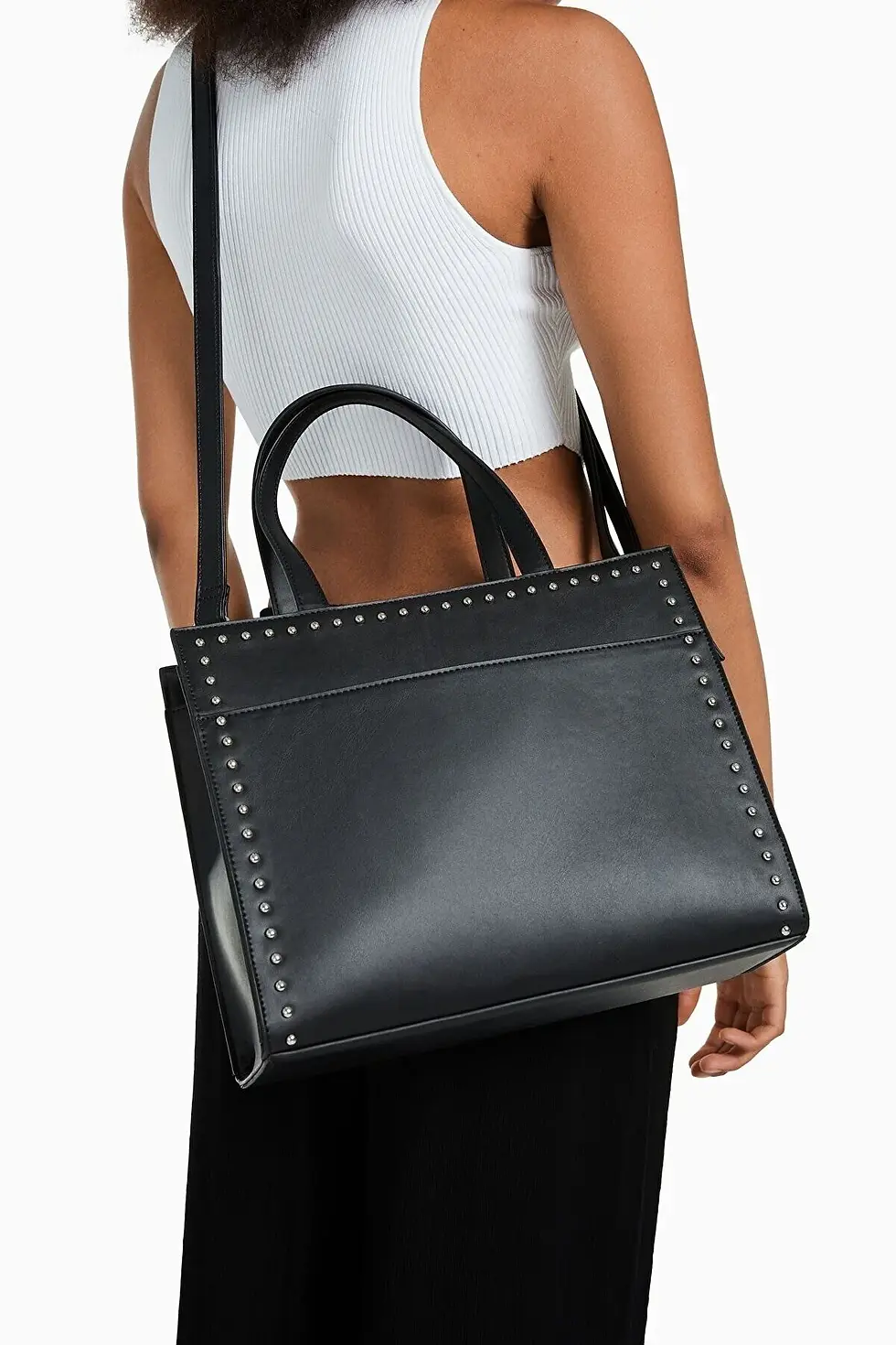 Thumbnail: Bershka Zımbalı Çanta