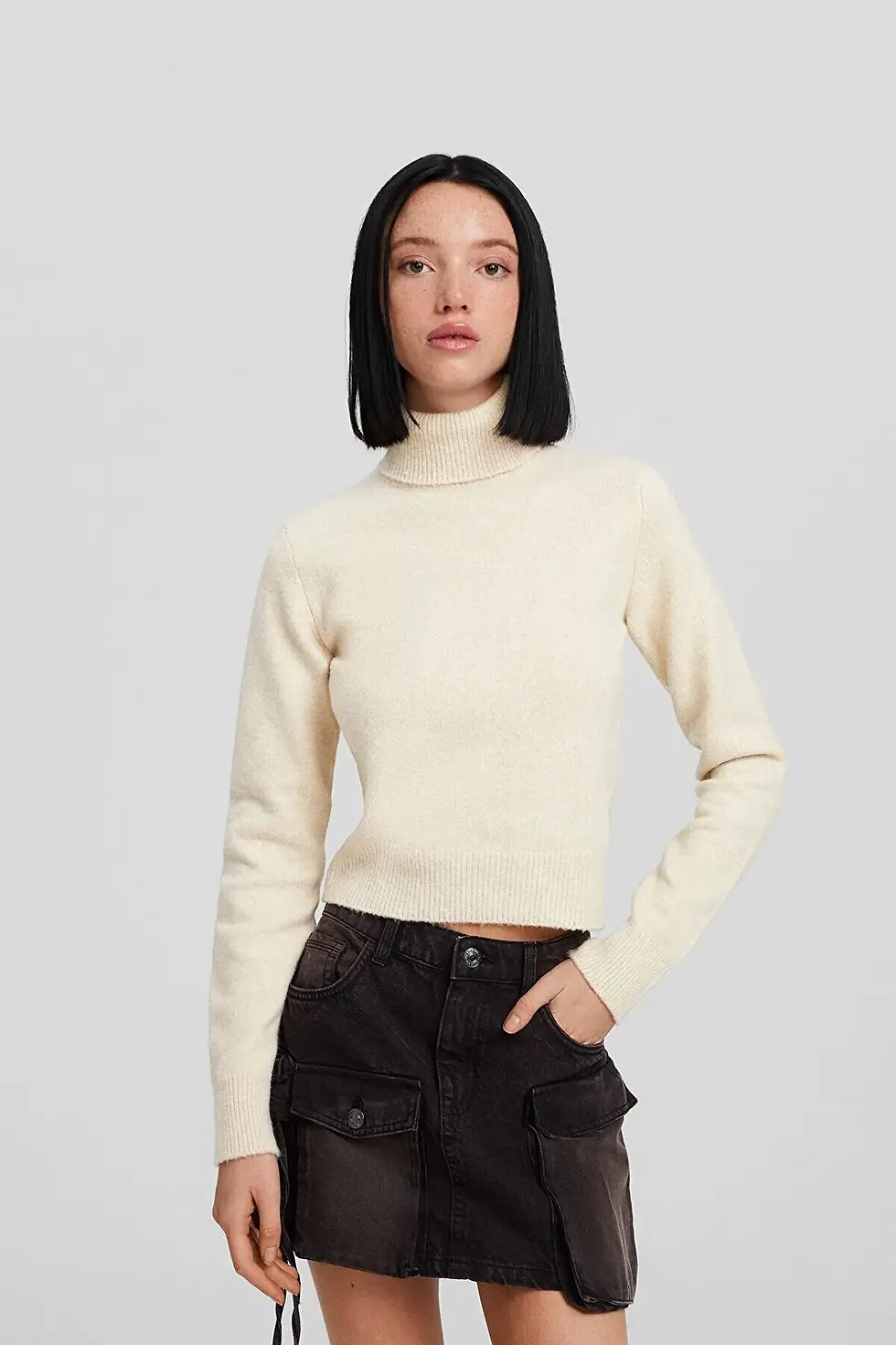 Thumbnail: Bershka Dik yaka kazak