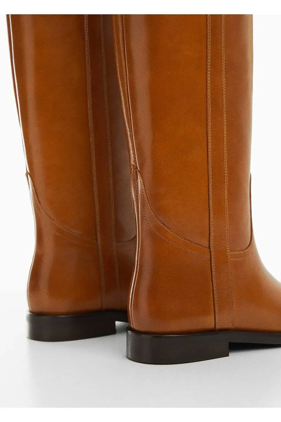 Thumbnail: MANGO Uzun deri bot