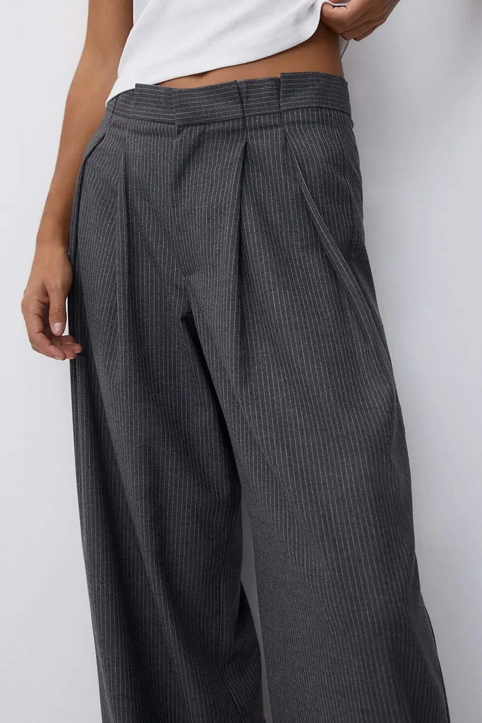 Миниатюра: Pull & Bear İnce çizgili wide leg pantolon